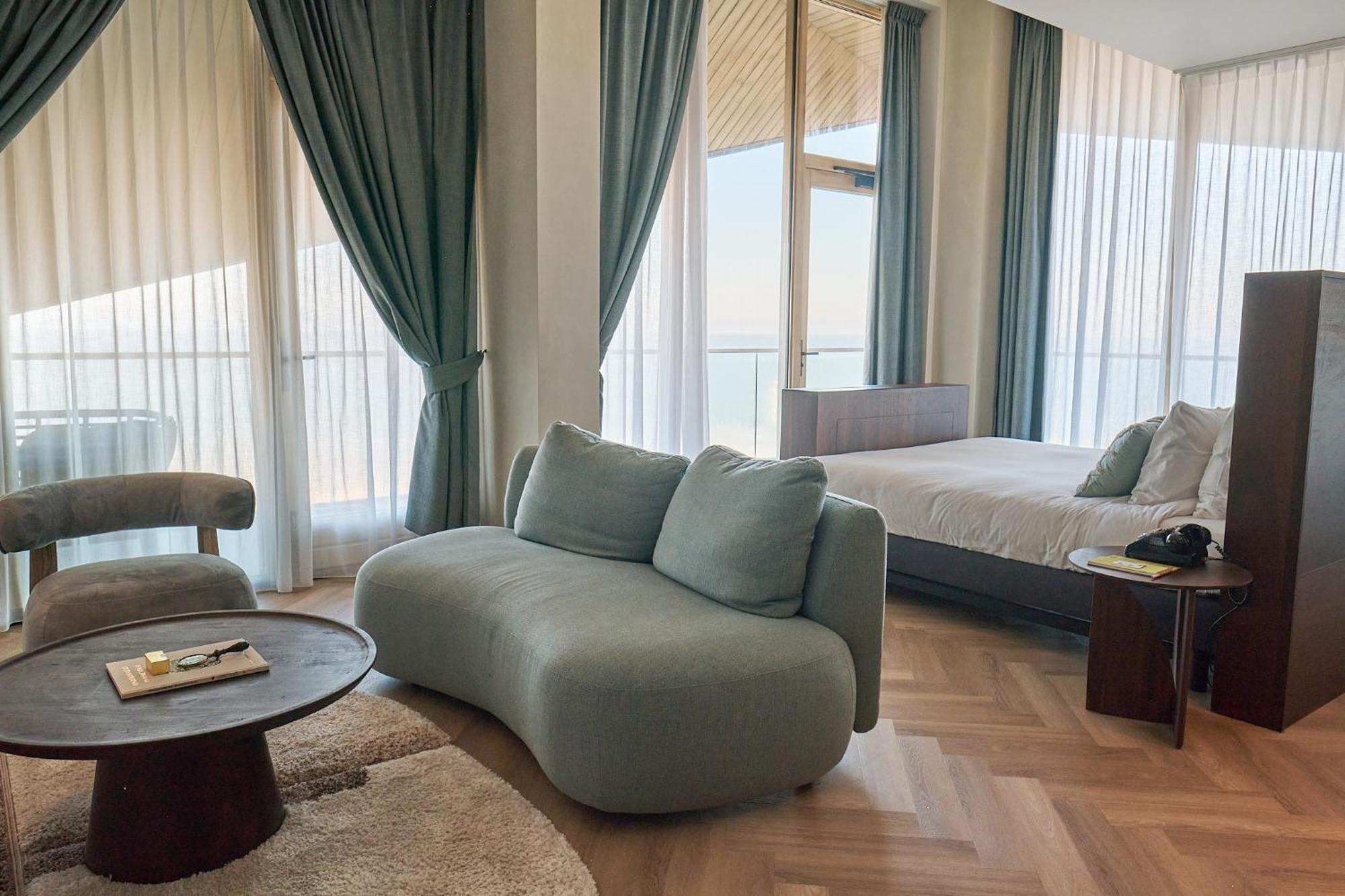 Boutique Blendin Aan Zee 4*